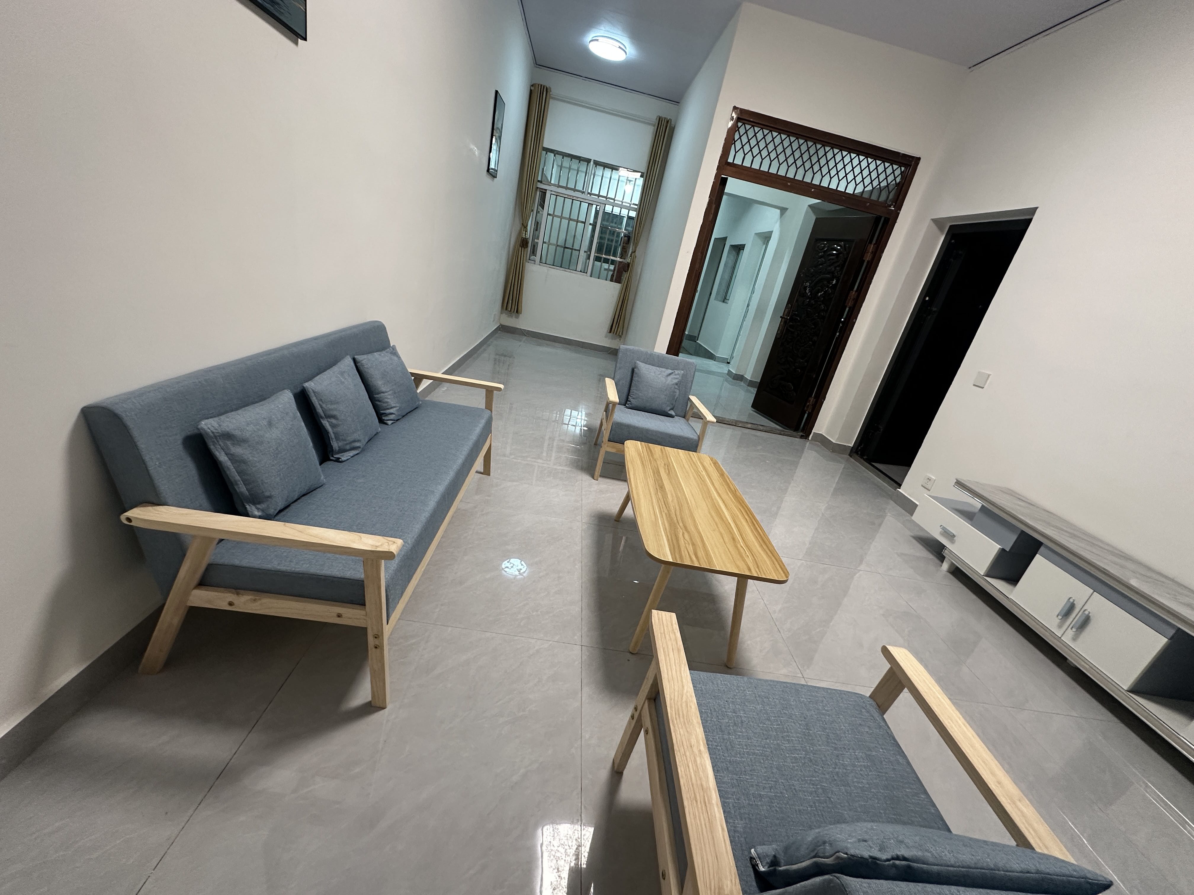 黄国路华英一号院对面自建房出租 图片